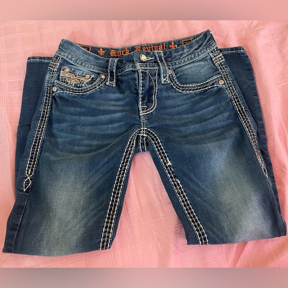 Rock Revival bedazzled capris